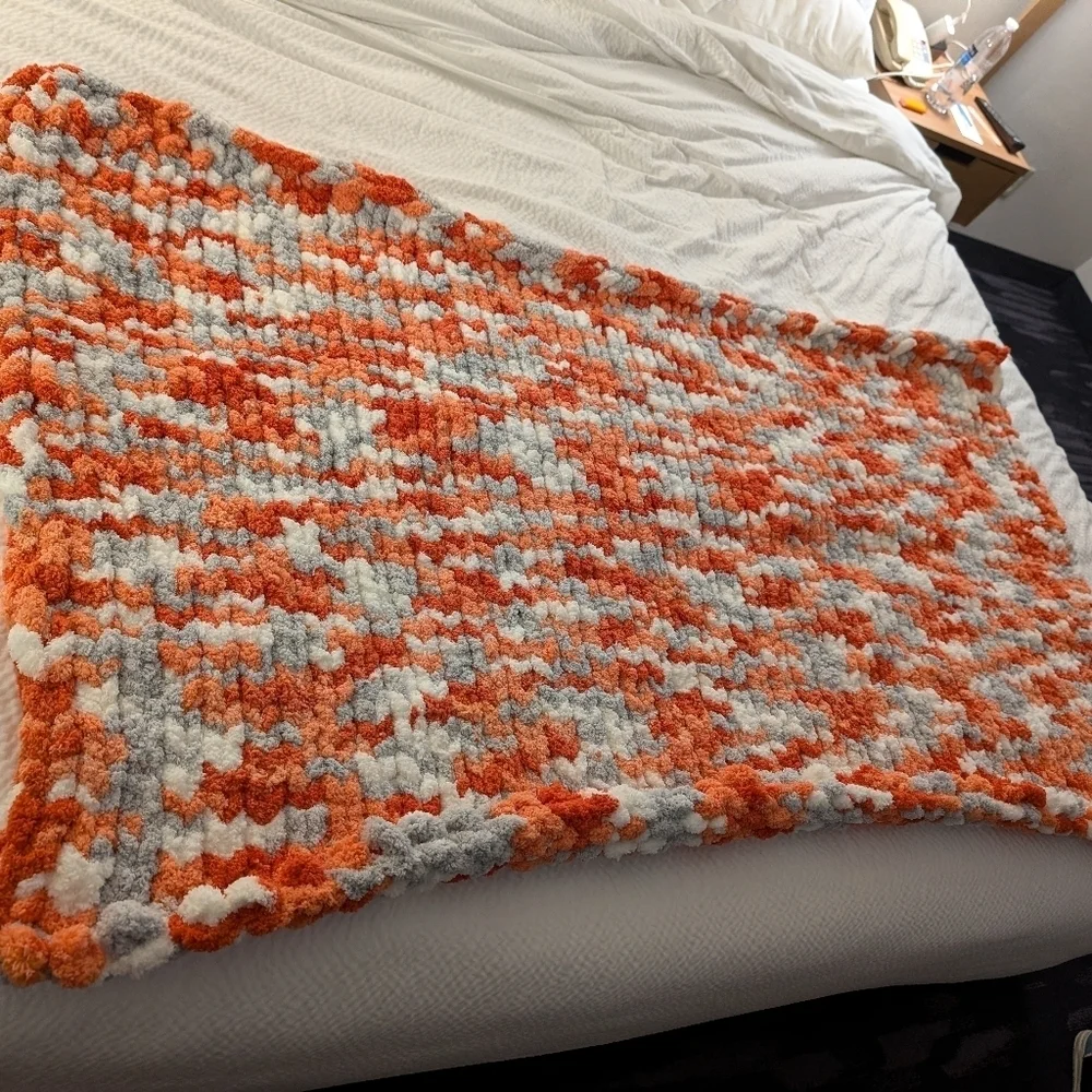 Handmade Chunky‎ knit baby blanket